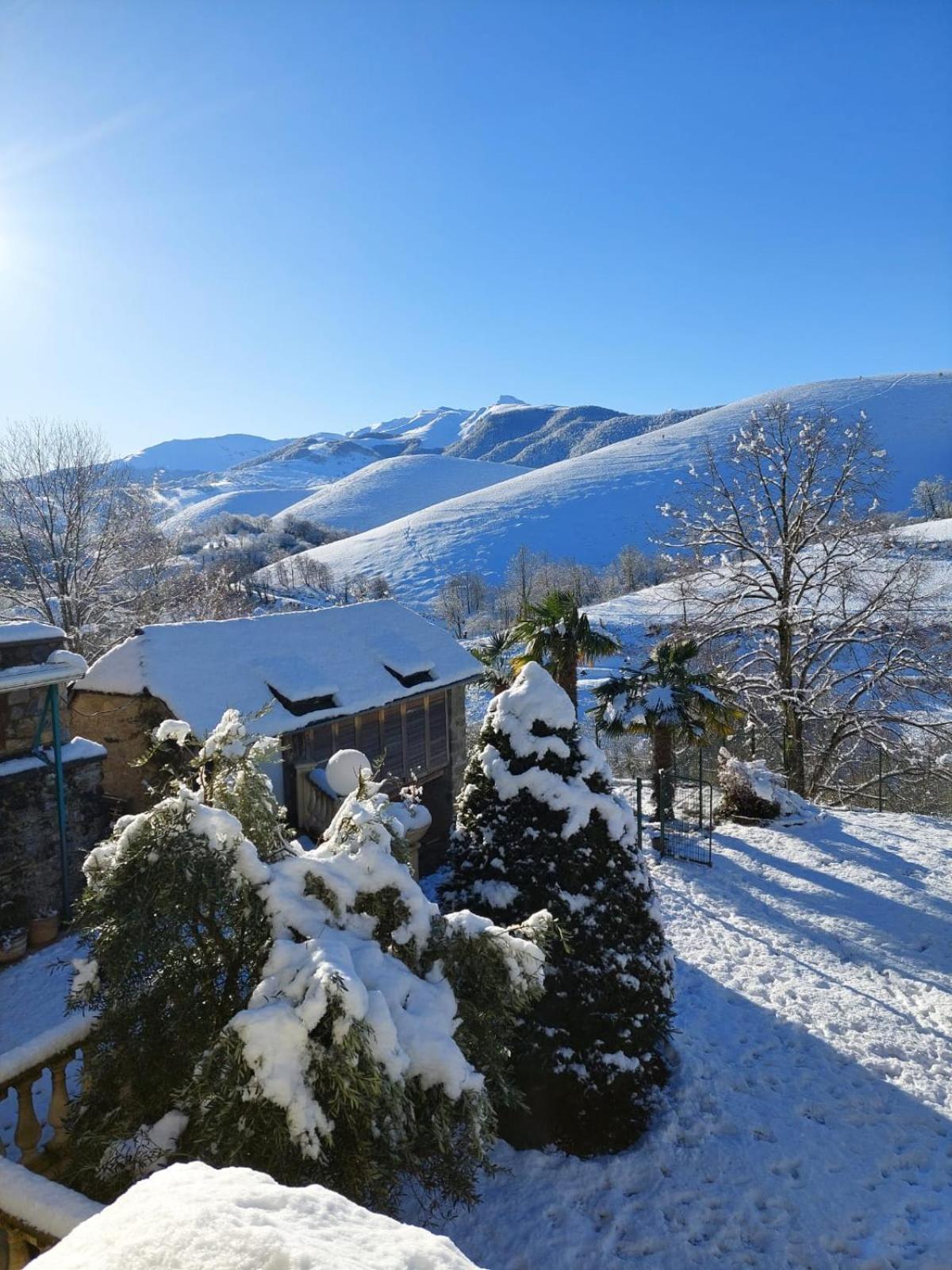 Villa Les Trois Monts Sere-Lanso Exterior foto